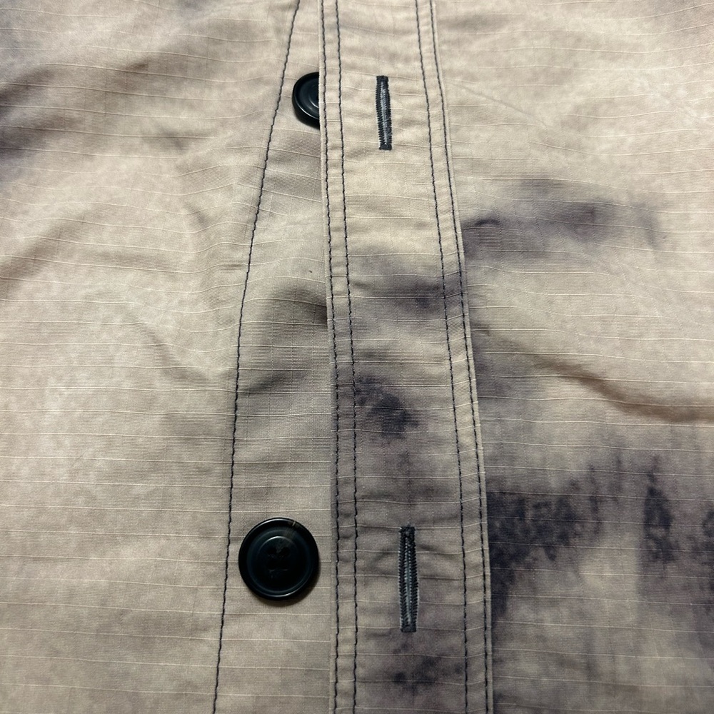 HUGO Boss Eratino Neutral Gray and Cream Button-Up Casual Shirt - Picture 3 of 5